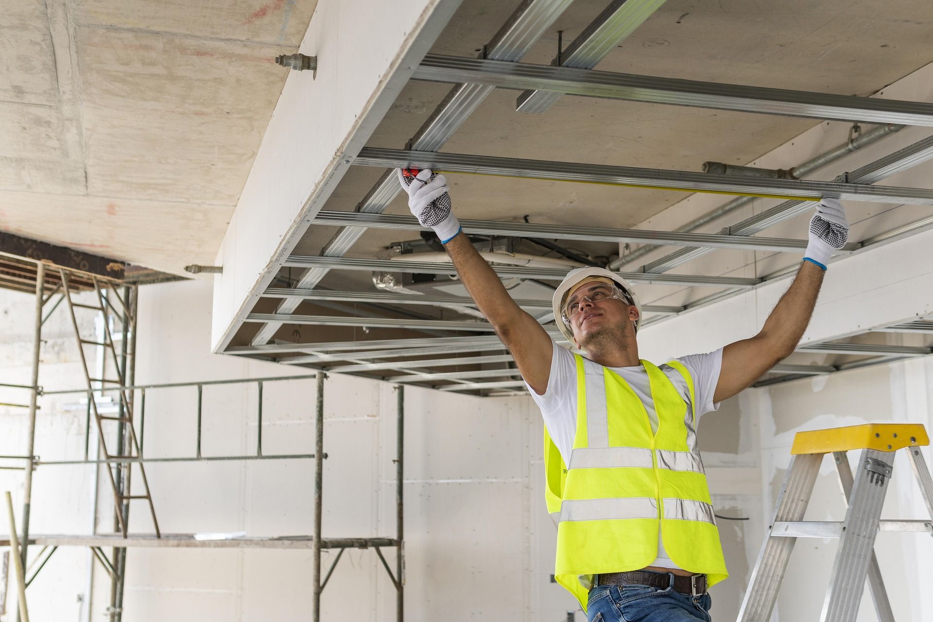 Vi erbjuder en komplett tjänst som inte bara inkluderar design och renovering, utan dessutom professionell projektledning.